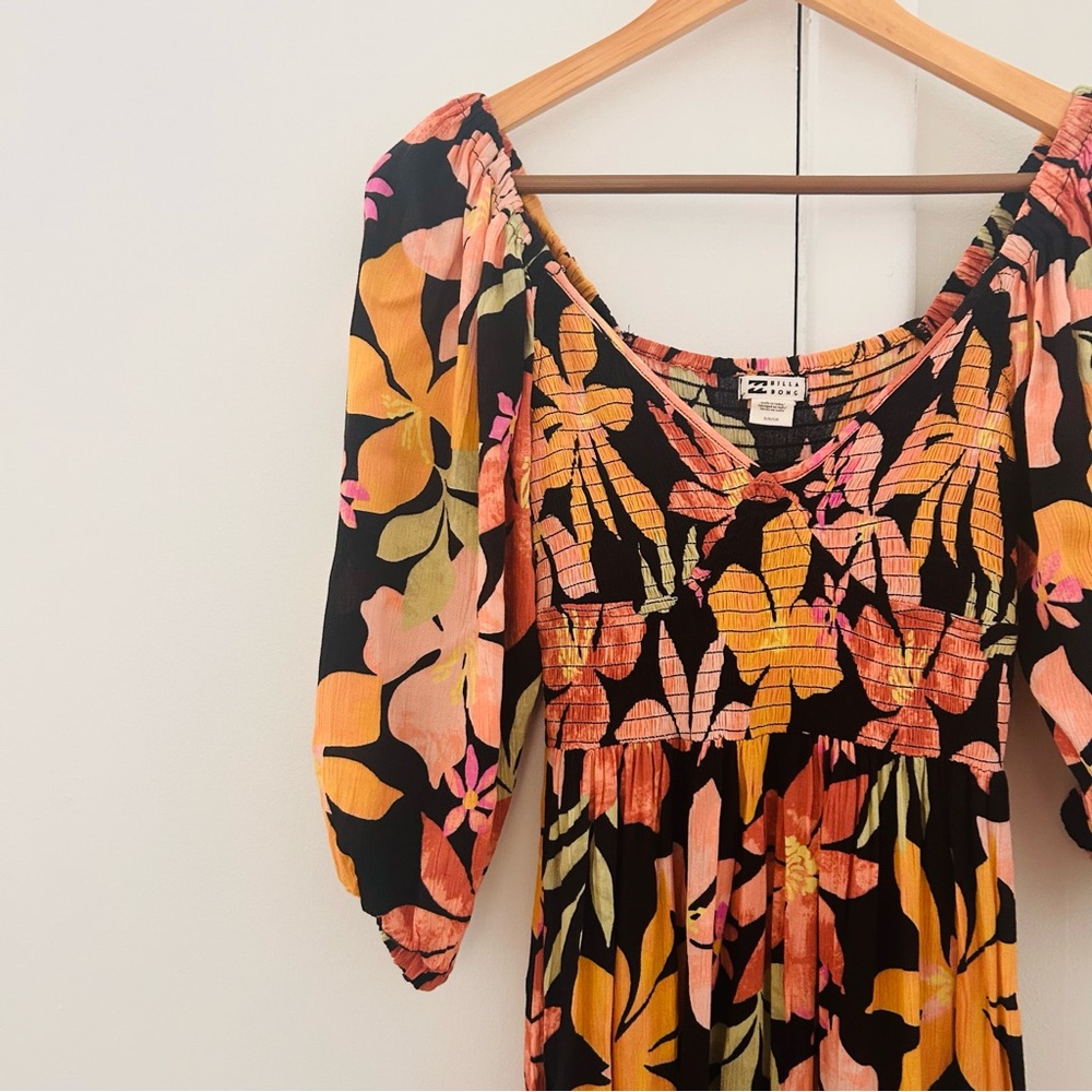 Billabong brand new without tags maxi dress. Size S